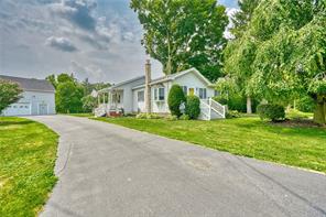 Finger Lake Real Estate Property - R1629642