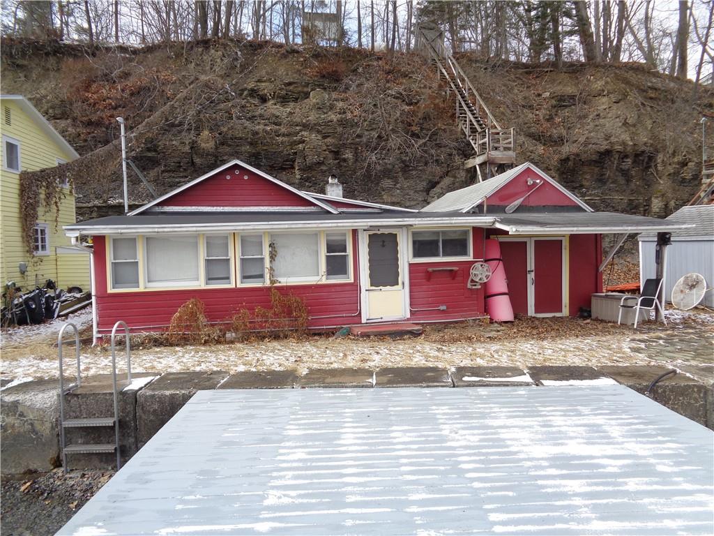 Finger Lake Real Estate Property - R1591091