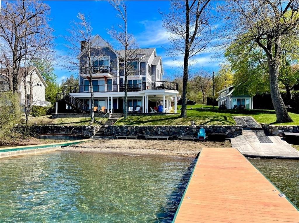 Finger Lake Real Estate Property - R1603571