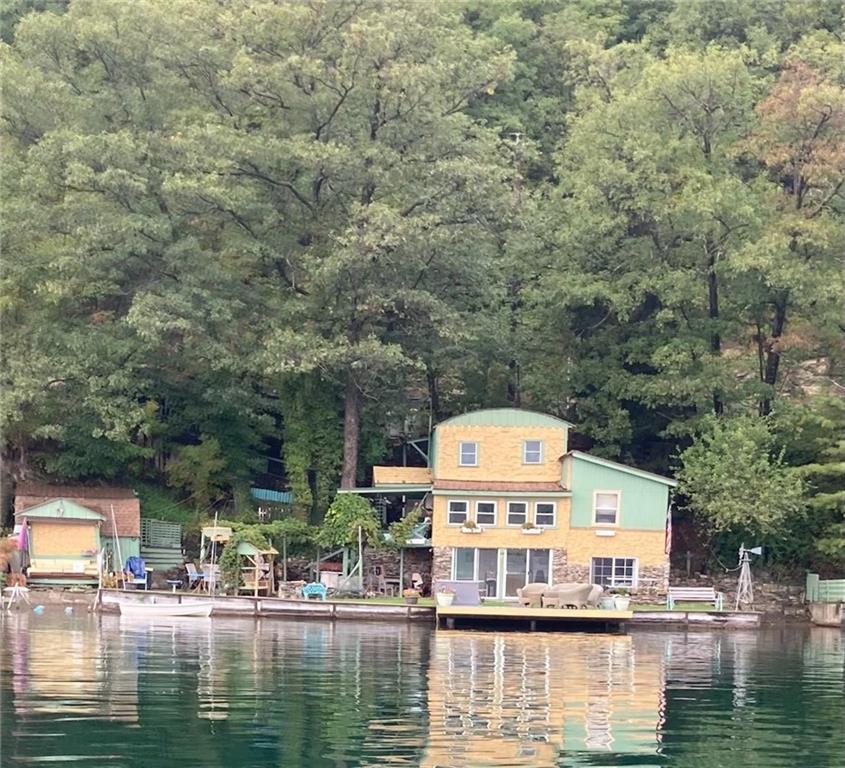 Finger Lake Real Estate Property - R1607062