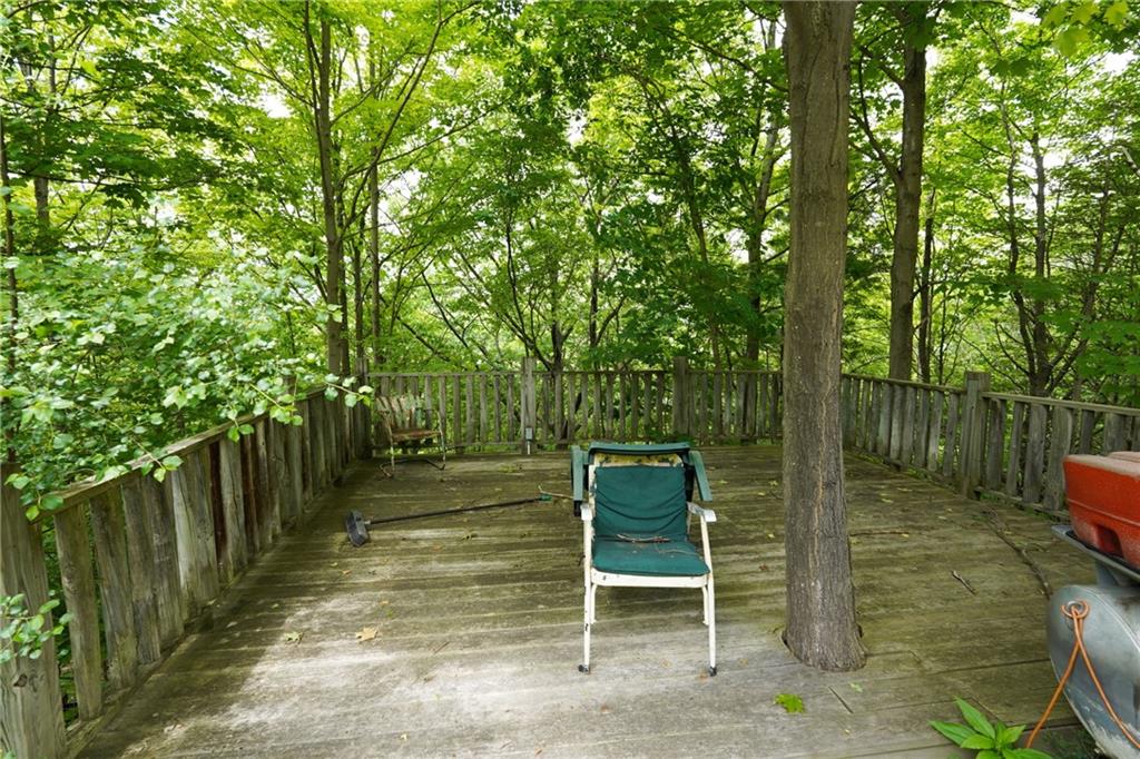 Finger Lake Real Estate Property - R1612583