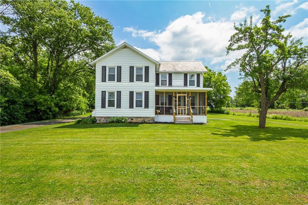 Finger Lake Real Estate Property - R1612976