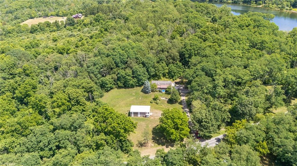Finger Lake Real Estate Property - R1624461