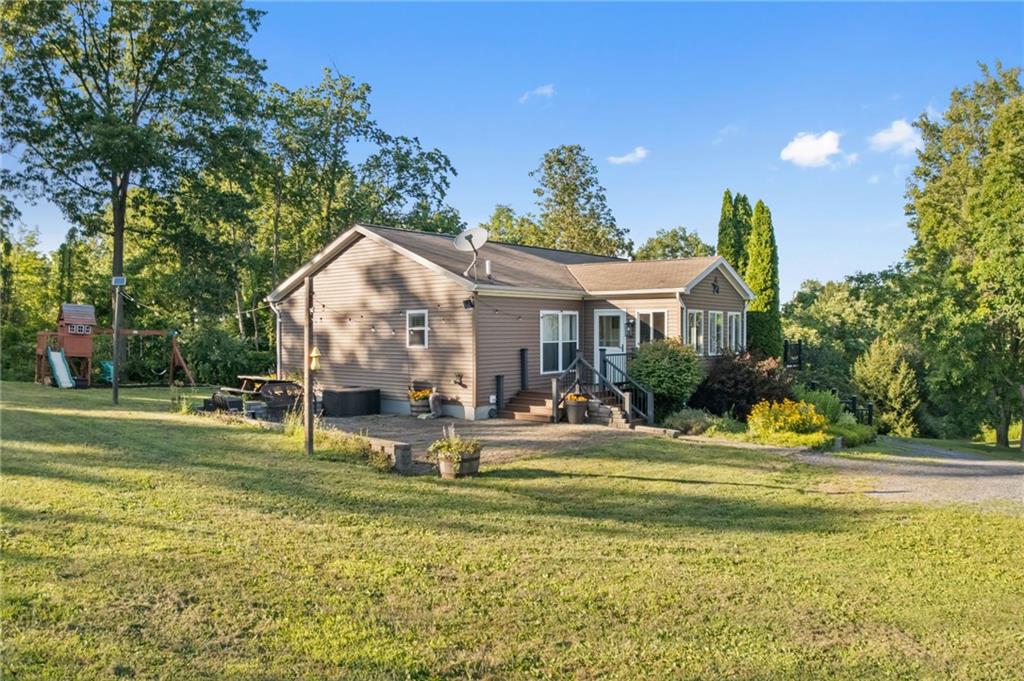 Finger Lake Real Estate Property - R1626538