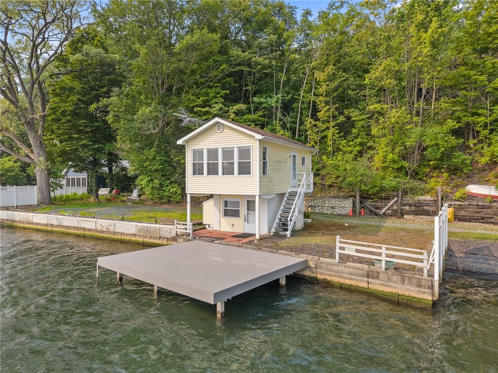 Finger Lake Real Estate Property - R1627313