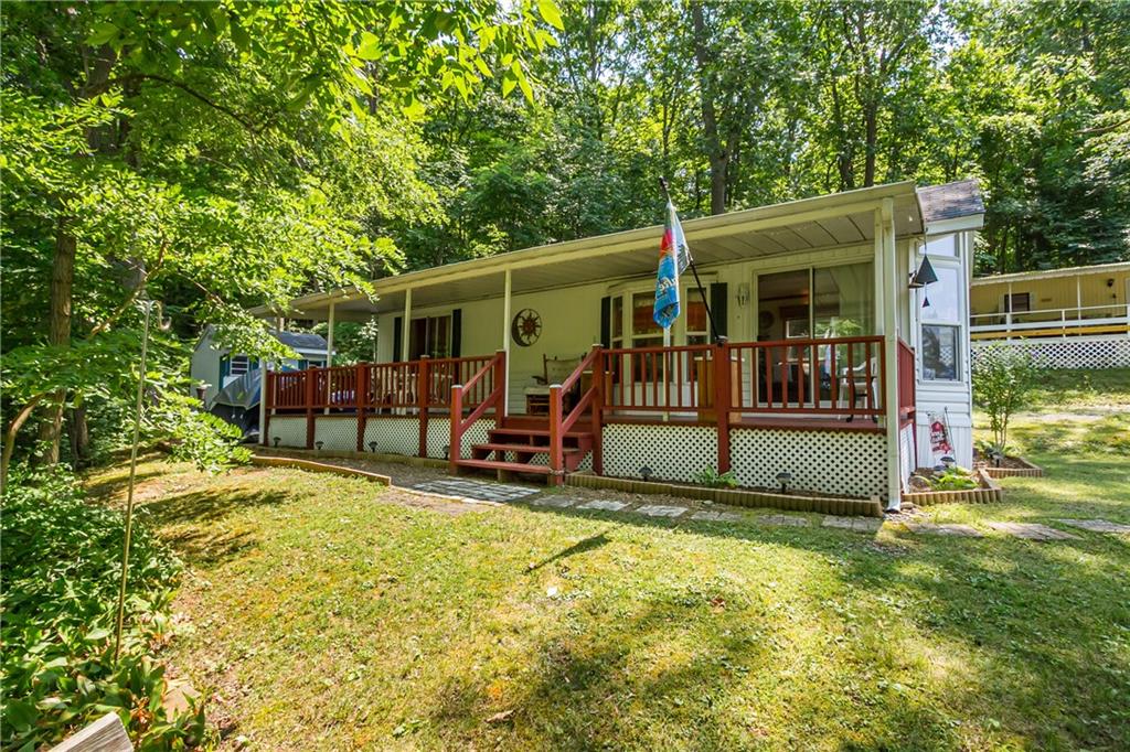 Finger Lake Real Estate Property - R1627944