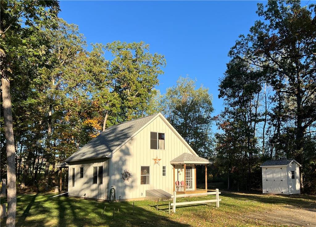 Finger Lake Real Estate Property - R1641674