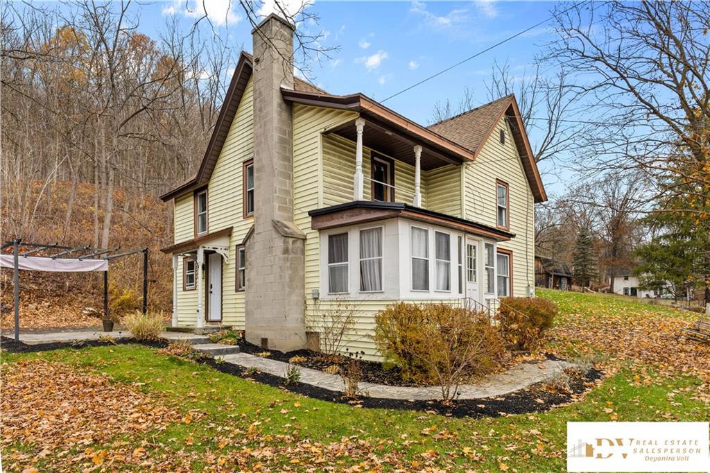 Finger Lake Real Estate Property - R1647702