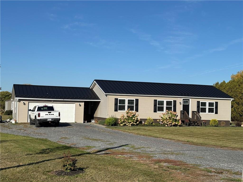 Finger Lake Real Estate Property - R1654839