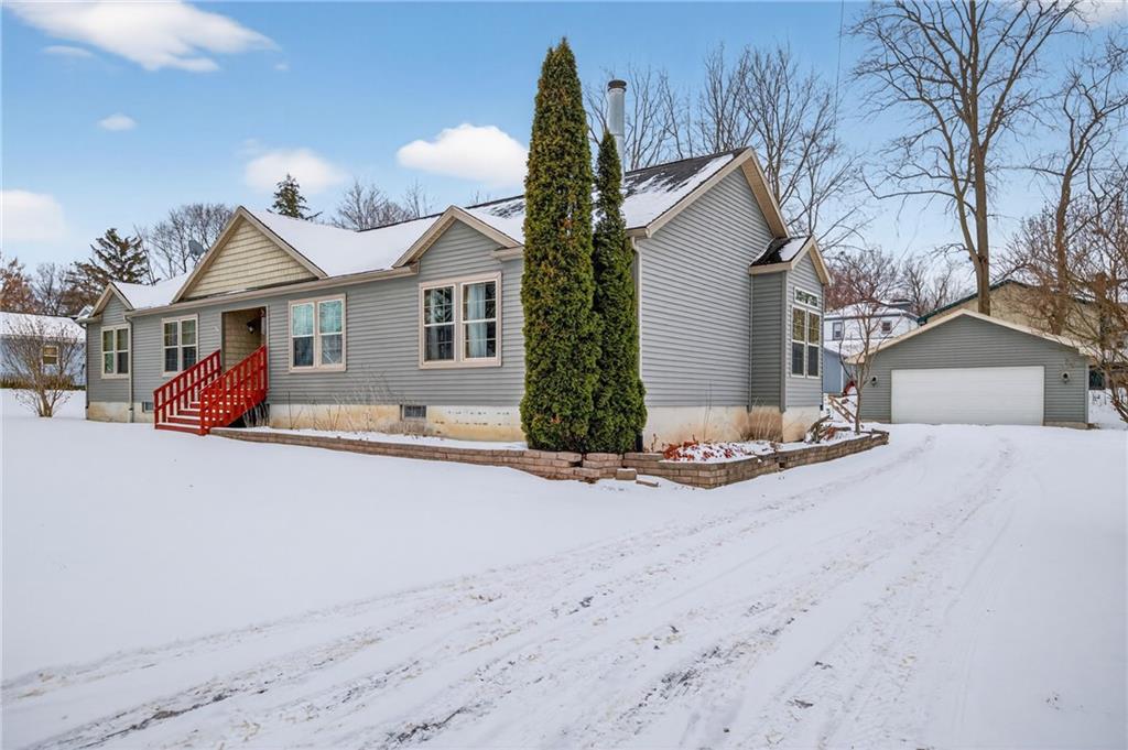 Finger Lake Real Estate Property - R1656580