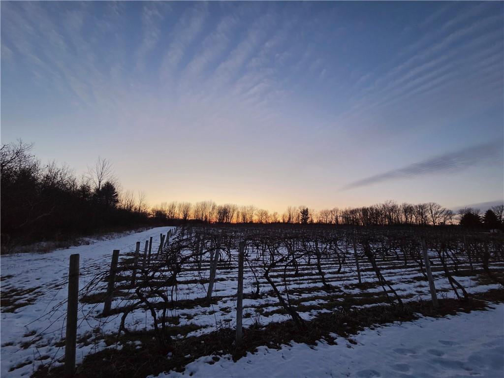 Finger Lake Real Estate Property - R1664612