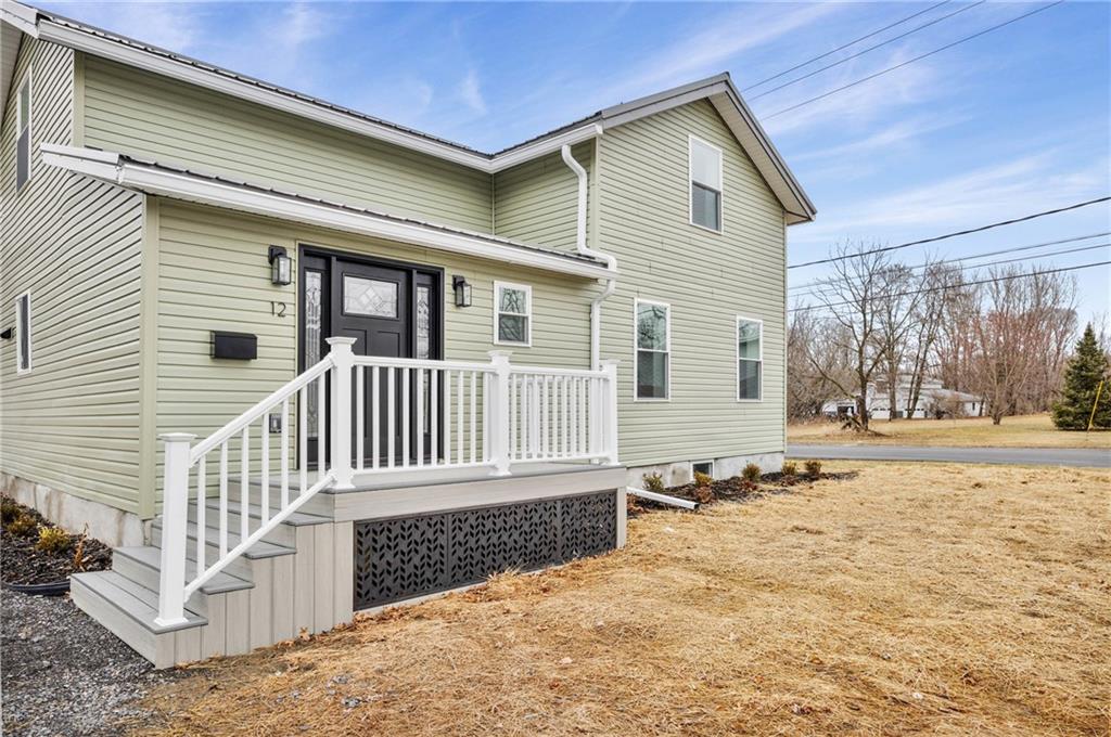 Finger Lake Real Estate Property - R1665860