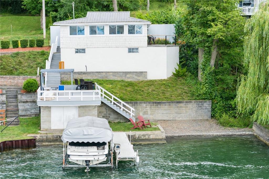 Finger Lake Real Estate Property - R1666576