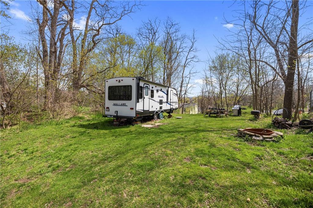 Finger Lake Real Estate Property - R1667142