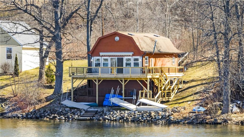 Finger Lake Real Estate Property - R1668892