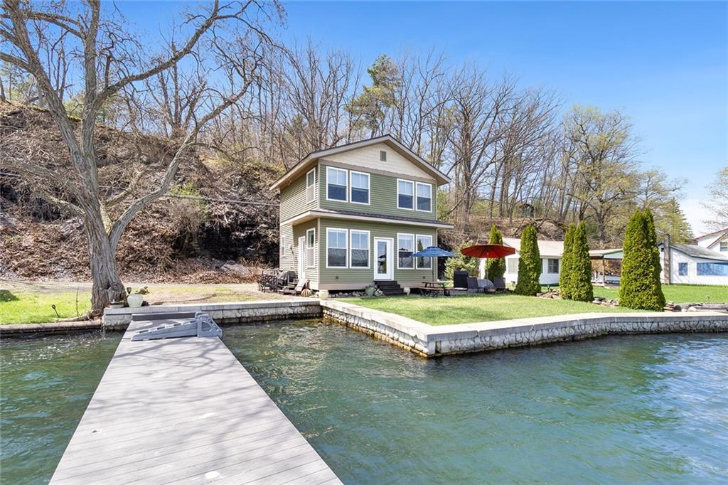 Finger Lake Real Estate Property - R1677413