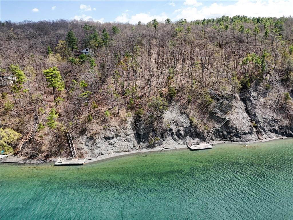 Finger Lake Real Estate Property - R1677476