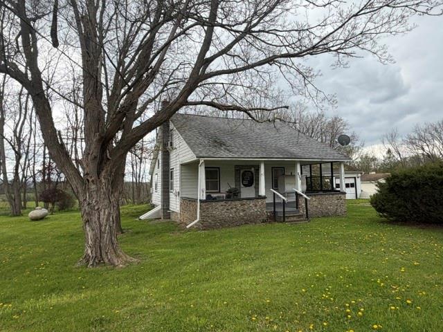 Finger Lake Real Estate Property - R1679658
