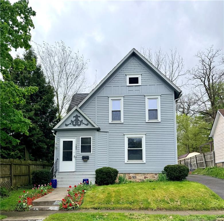 Finger Lake Real Estate Property - R1681725