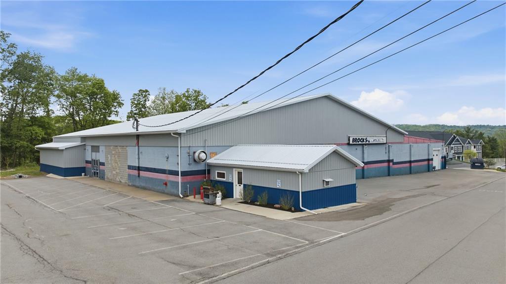 Finger Lake Real Estate Property - R1683363