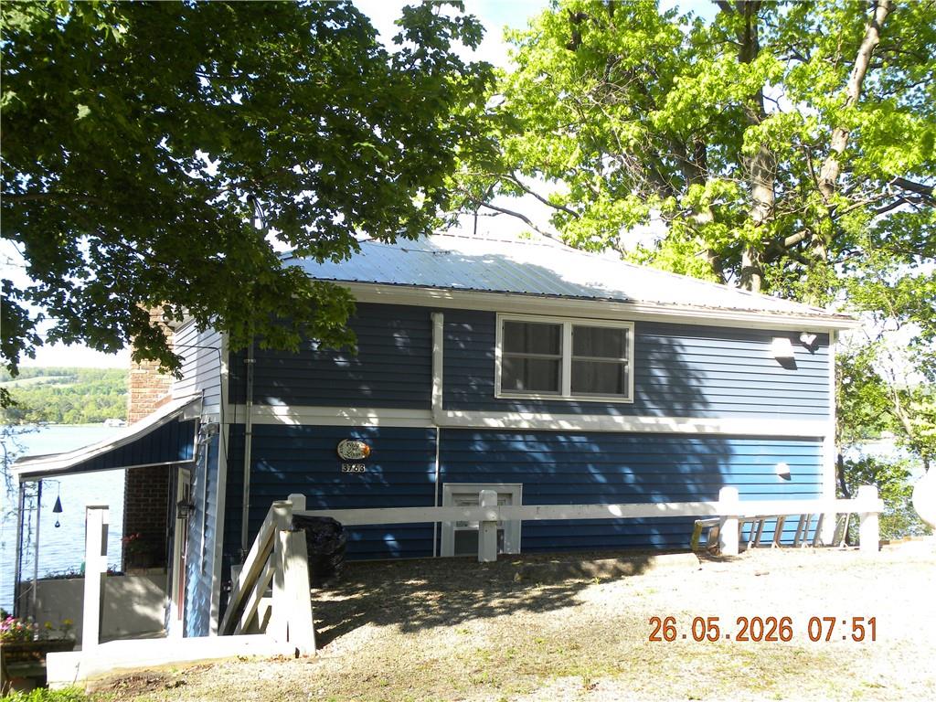 Finger Lake Real Estate Property - R1684385