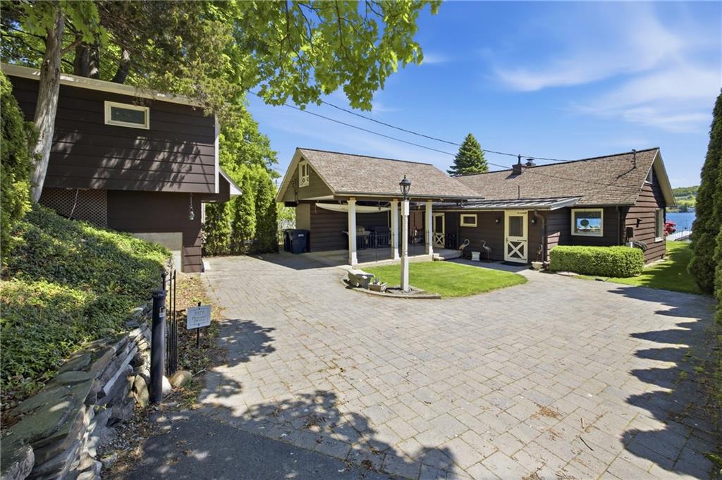 Finger Lake Real Estate Property - R1687258