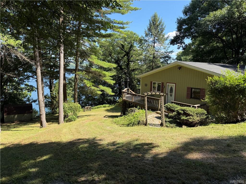 Finger Lake Real Estate Property - B1701352