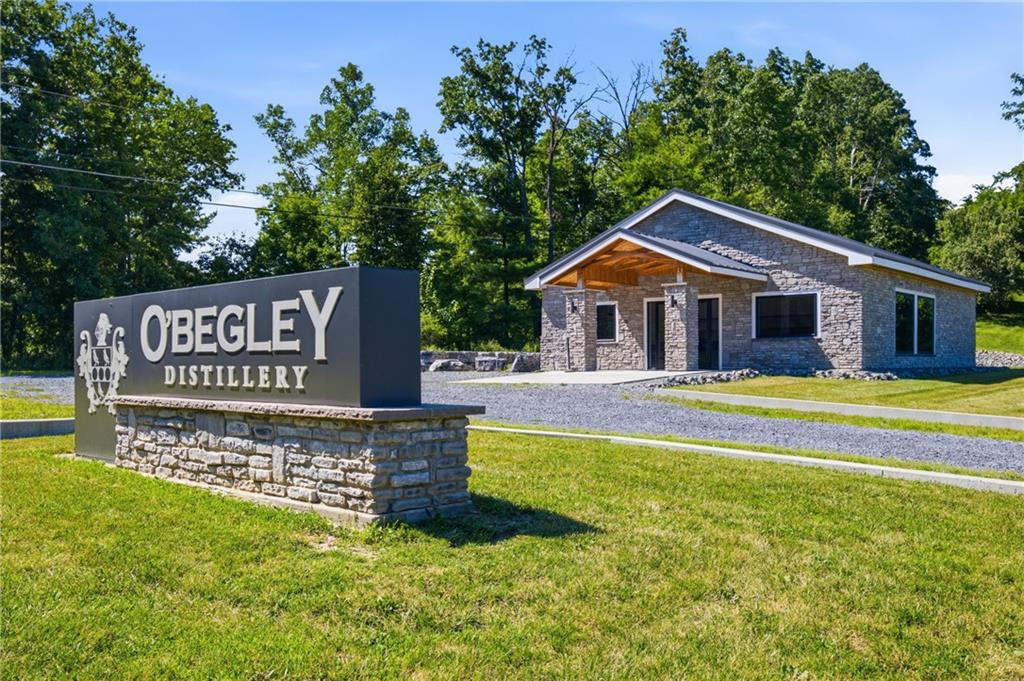 Finger Lake Real Estate Property - R1702271
