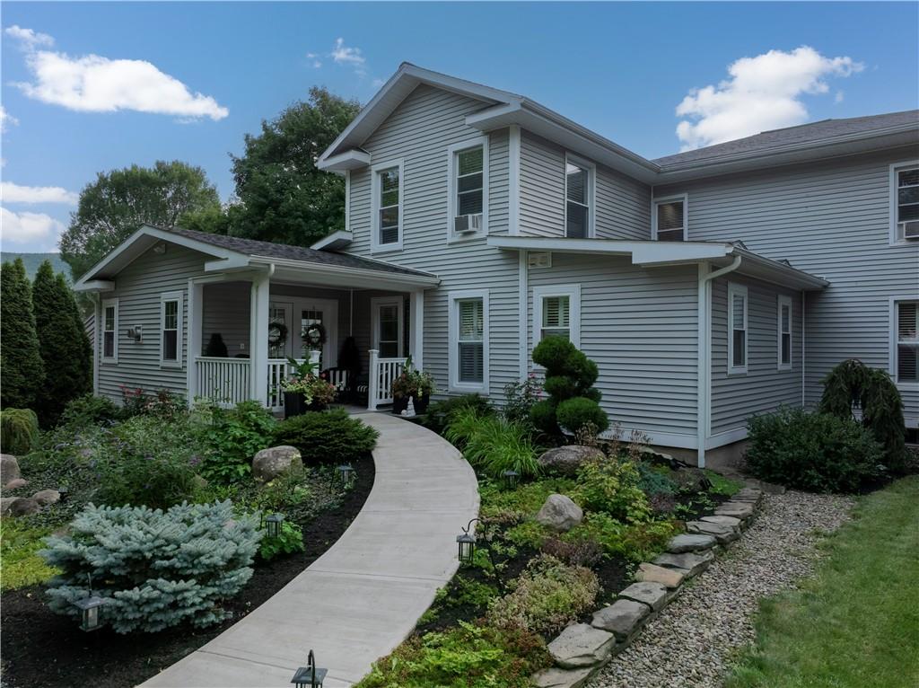 Finger Lake Real Estate Property - R1705840